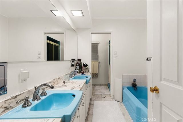 22723 Erwin, Woodland Hills, CA 91367