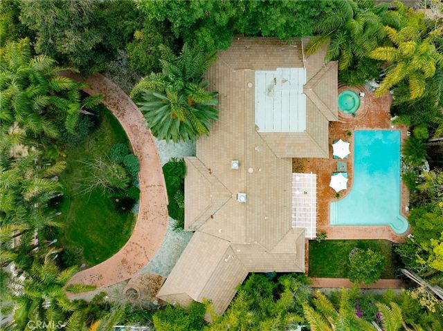22723 Erwin, Woodland Hills, CA 91367