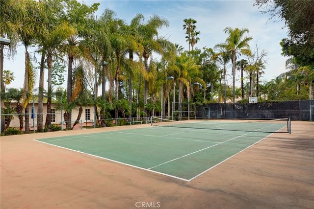 22723 Erwin, Woodland Hills, CA 91367