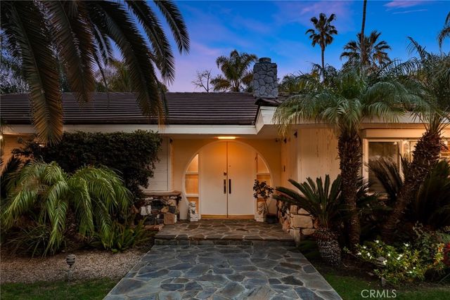 22723 Erwin, Woodland Hills, CA 91367