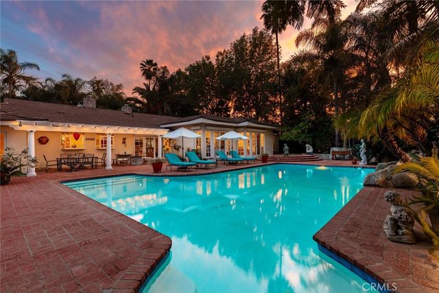 22723 Erwin, Woodland Hills, CA 91367