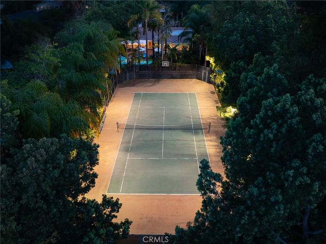22723 Erwin, Woodland Hills, CA 91367