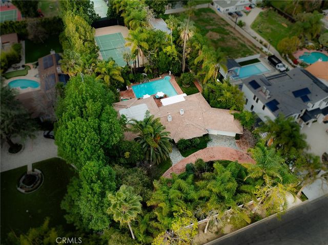 22723 Erwin, Woodland Hills, CA 91367