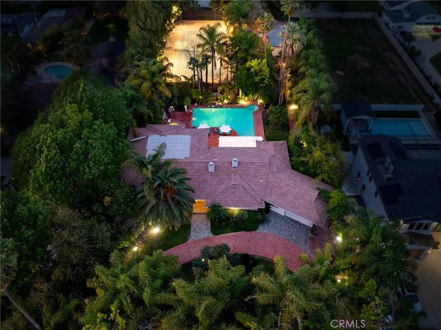 22723 Erwin, Woodland Hills, CA 91367