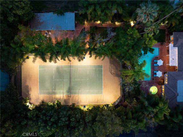 22723 Erwin, Woodland Hills, CA 91367