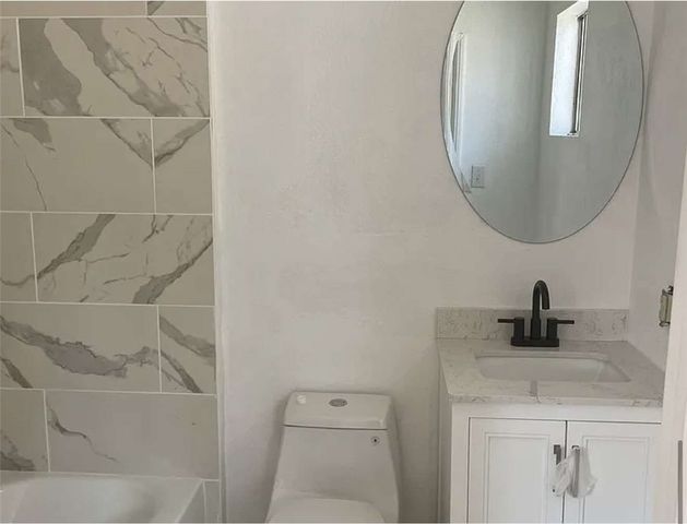 8724 Ruthelen Street, Los Angeles, CA 90047