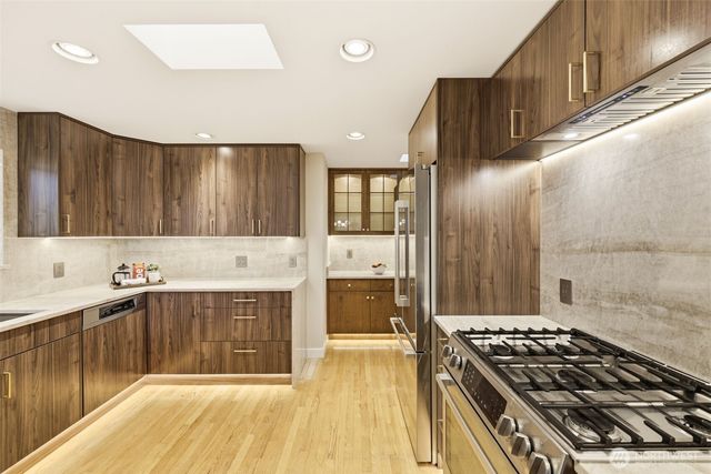 3601 NE 100TH Street, Seattle, WA 98125