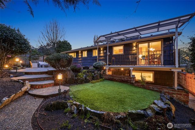 3601 NE 100TH Street, Seattle, WA 98125