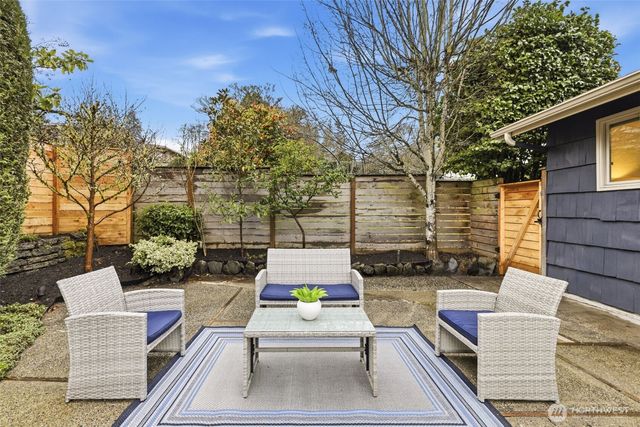 3601 NE 100TH Street, Seattle, WA 98125