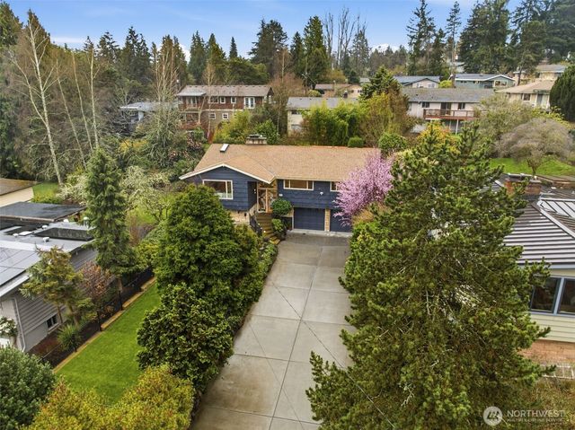 3601 NE 100TH Street, Seattle, WA 98125