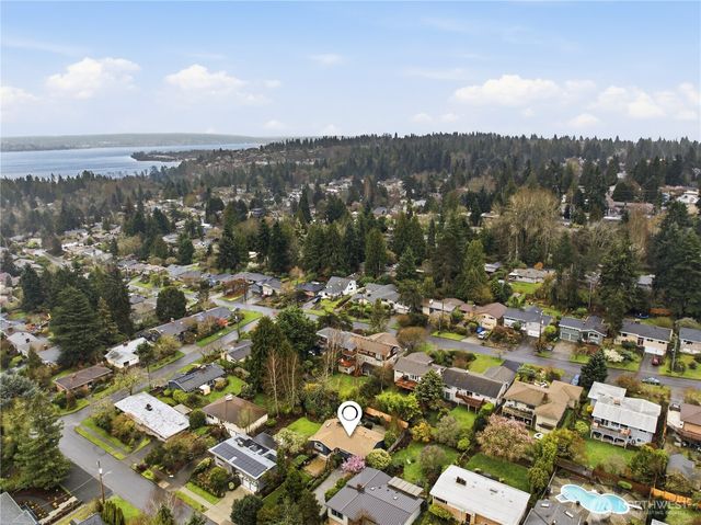 3601 NE 100TH Street, Seattle, WA 98125