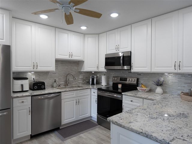 5400 34TH STREET W 1B, Bradenton, FL 34210