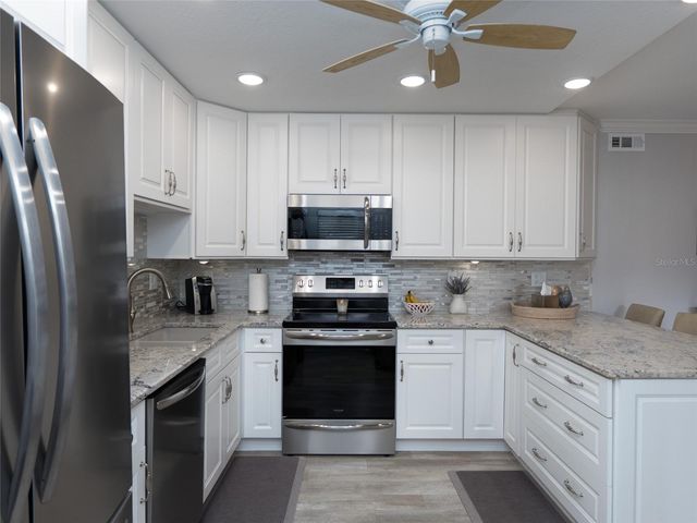 5400 34TH STREET W 1B, Bradenton, FL 34210