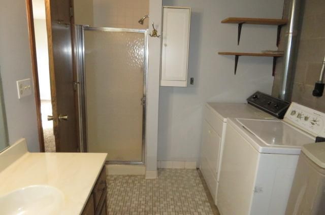 8761 N Maplebrook Circle, Brooklyn Park, MN 55445