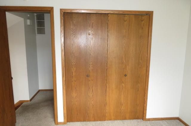 8761 N Maplebrook Circle, Brooklyn Park, MN 55445