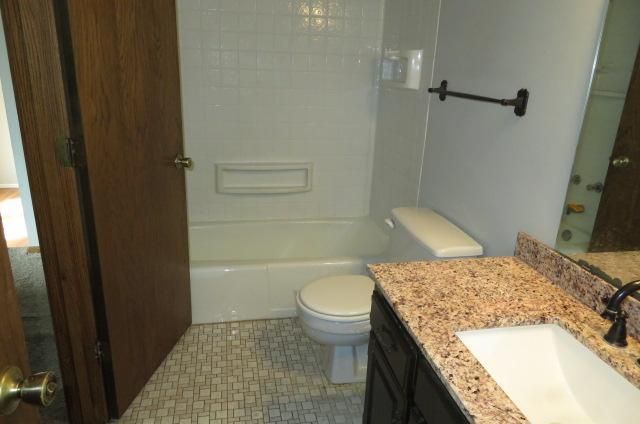 8761 N Maplebrook Circle, Brooklyn Park, MN 55445