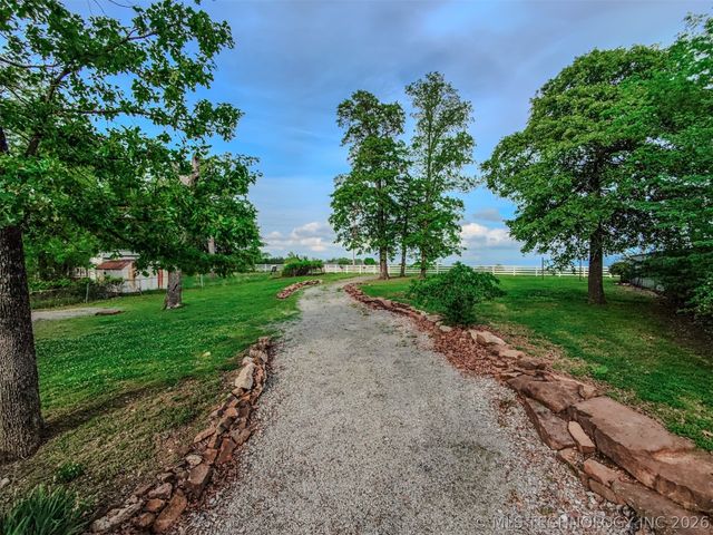 28917 Ranch Lane, Park Hill, OK 74451
