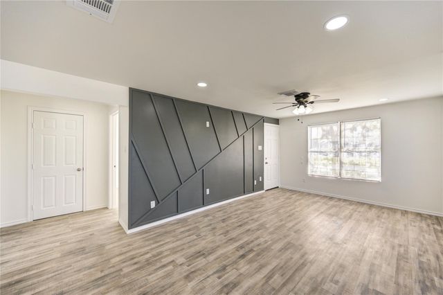 7811 Saint Louis Street, Houston, TX 77028