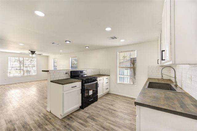 7811 Saint Louis Street, Houston, TX 77028