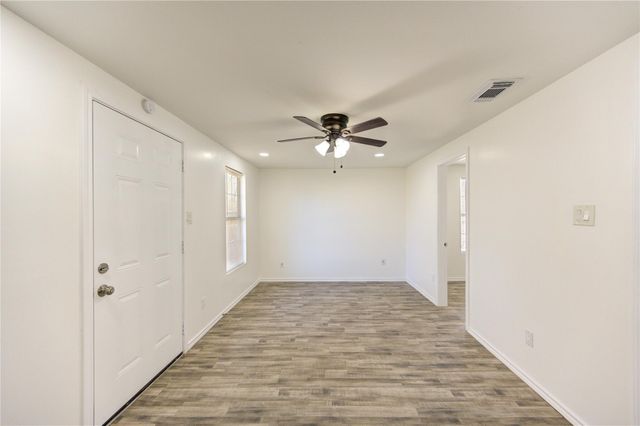 7811 Saint Louis Street, Houston, TX 77028