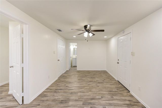 7811 Saint Louis Street, Houston, TX 77028