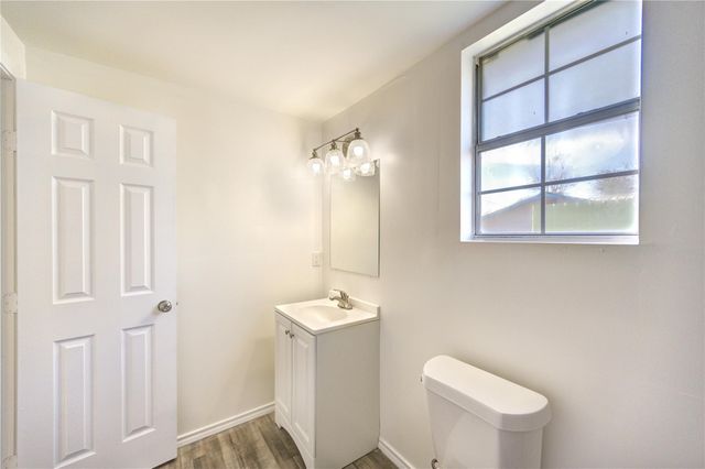 7811 Saint Louis Street, Houston, TX 77028