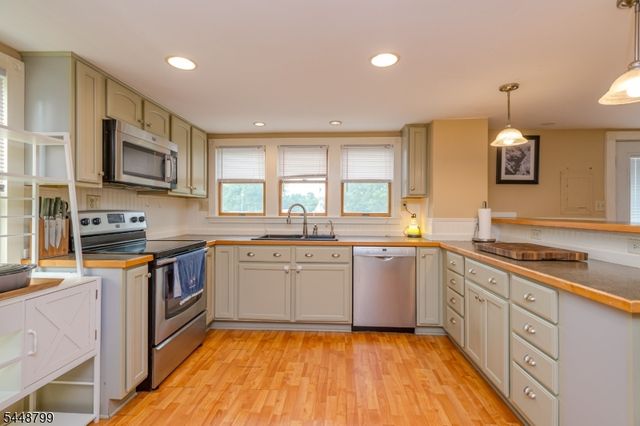 430 Jacobstown Cookstown Rd, North Hanover Twp., NJ 08562