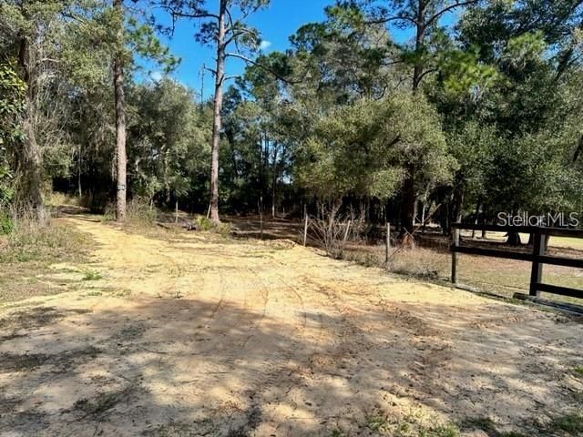 37610 OAKLEE ROAD, Umatilla, FL 32784