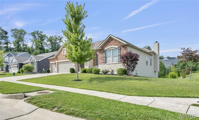 361 Mystic Brook Drive, O'fallon, MO 63366