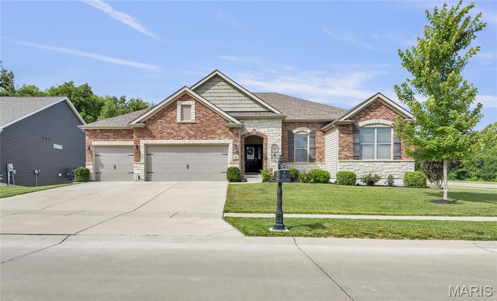 361 Mystic Brook Drive, O'fallon, MO 63366