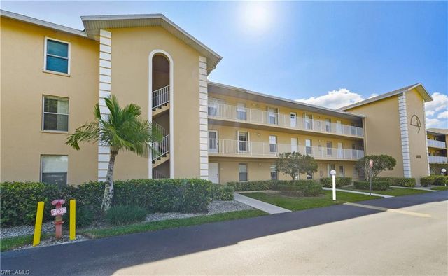 9650 Victoria LN # B208, Naples, FL 34109