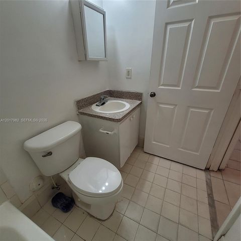 13950 NE 2nd Ave 1A, Miami, FL 33161