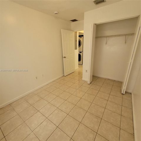 13950 NE 2nd Ave 1A, Miami, FL 33161