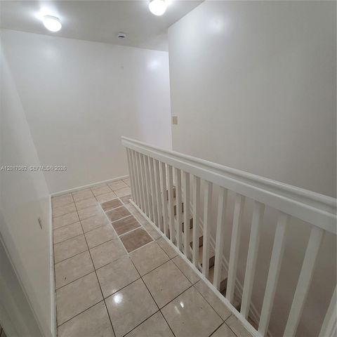 13950 NE 2nd Ave 1A, Miami, FL 33161