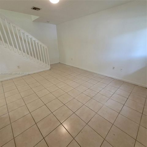 13950 NE 2nd Ave 1A, Miami, FL 33161