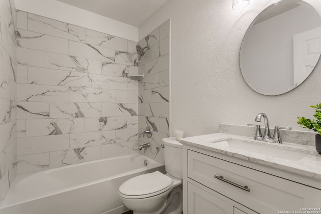 8127 Bowens Crossing, San Antonio, TX 78250