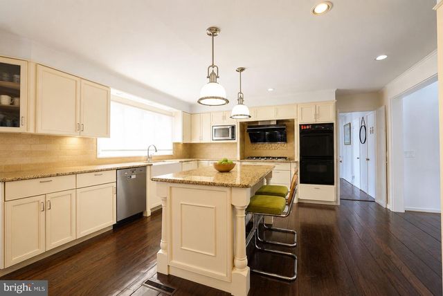 126 ROLLING HILL RD, Skillman, NJ 08558