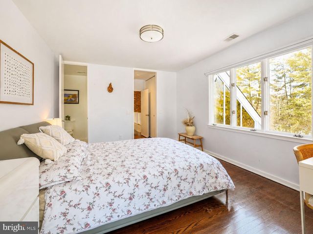 126 ROLLING HILL RD, Skillman, NJ 08558