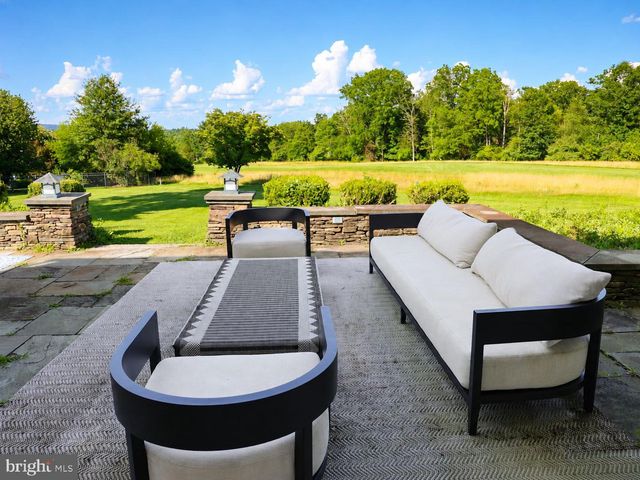 126 ROLLING HILL RD, Skillman, NJ 08558
