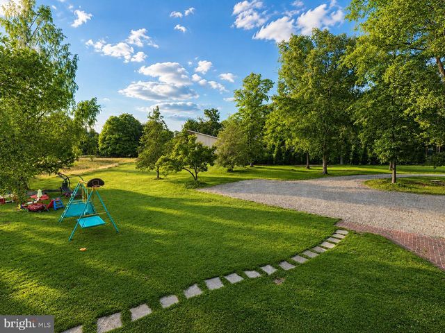 126 ROLLING HILL RD, Skillman, NJ 08558