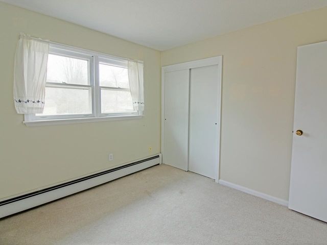 5 Birchwood Lane, Burlington, VT 05408
