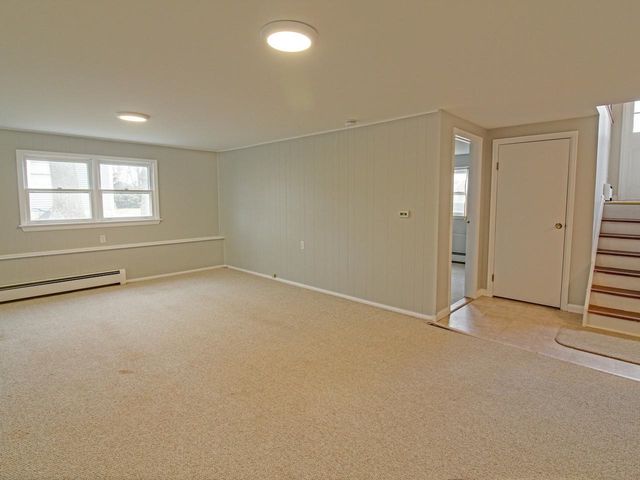 5 Birchwood Lane, Burlington, VT 05408