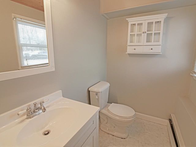 5 Birchwood Lane, Burlington, VT 05408