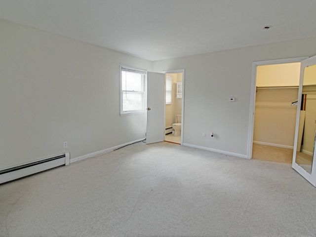 5 Birchwood Lane, Burlington, VT 05408