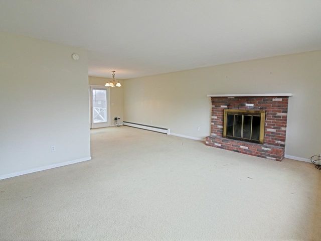 5 Birchwood Lane, Burlington, VT 05408