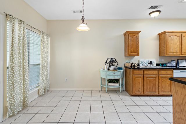 21 Stephens Lane, Lumberton, TX 77657