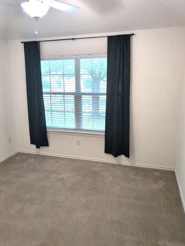 12000 Dunfries LN, Austin, TX 78754
