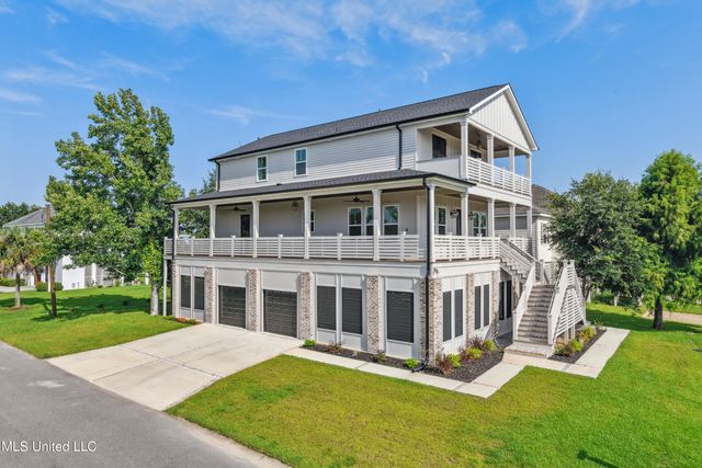 136 Vista Drive, Pass Christian, MS 39571