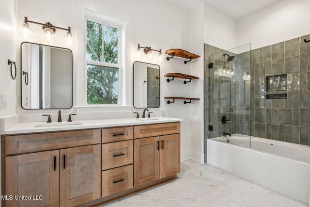 136 Vista Drive, Pass Christian, MS 39571