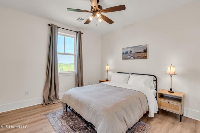 136 Vista Drive, Pass Christian, MS 39571